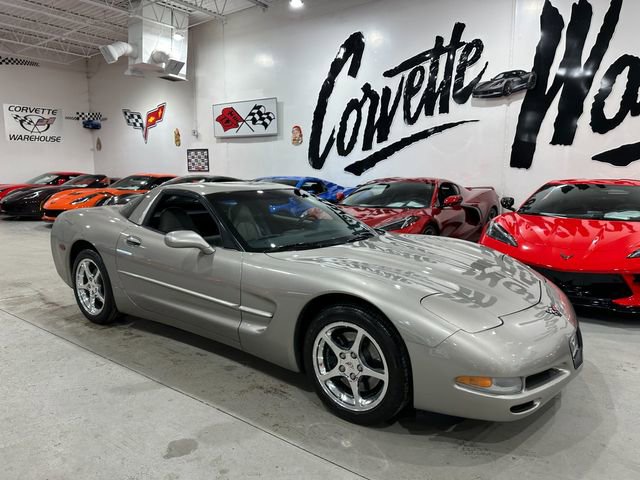 Used 2002 Chevrolet Corvette Coupe image 25
