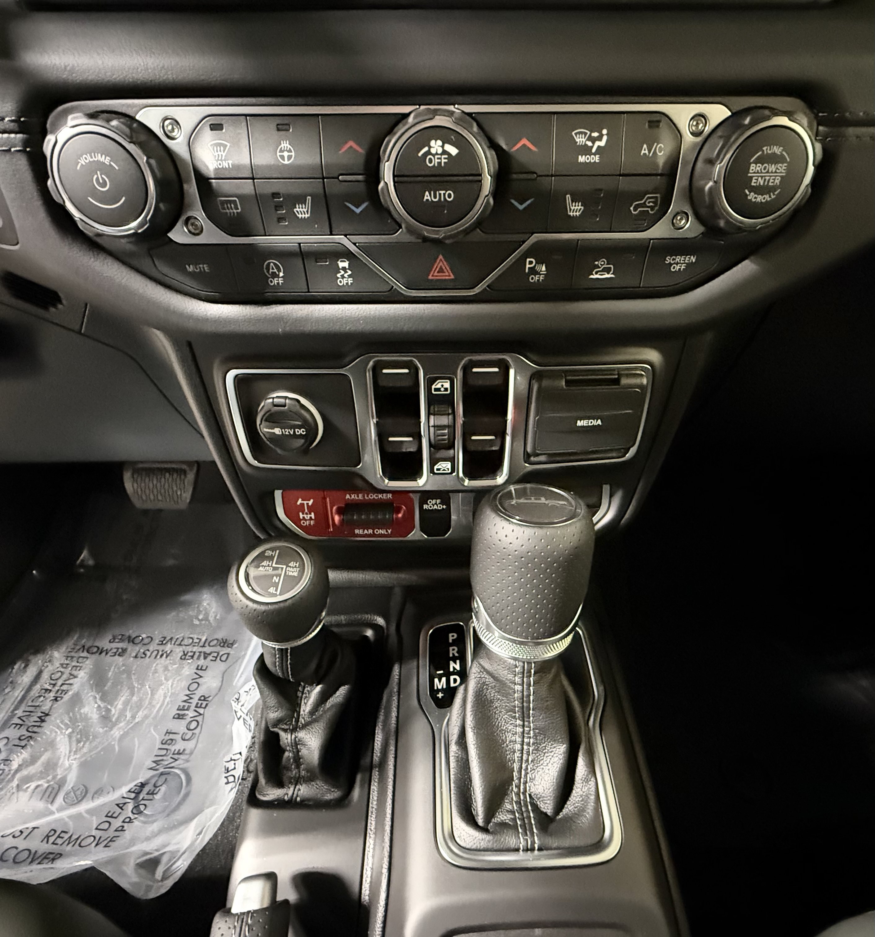 New 2026 Jeep Gladiator Mojave AWD/4WD image 25