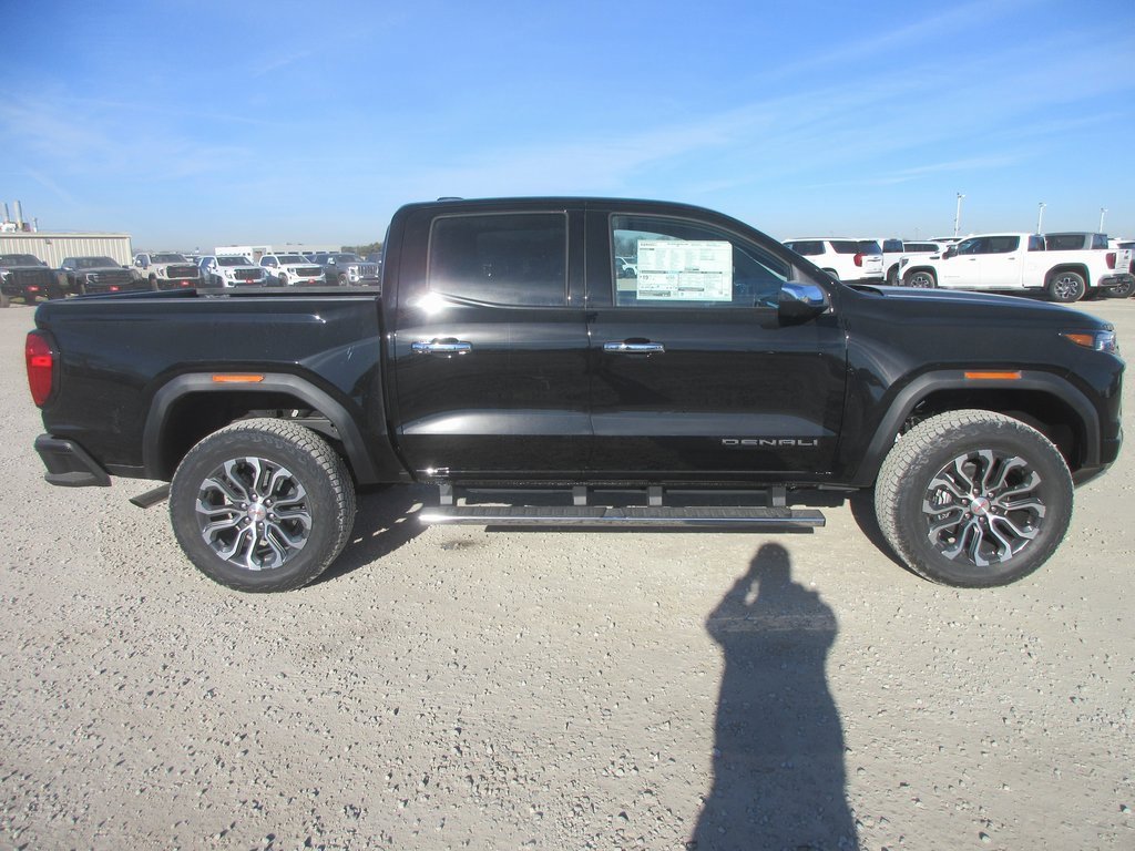 New 2026 GMC Canyon Denali image 3