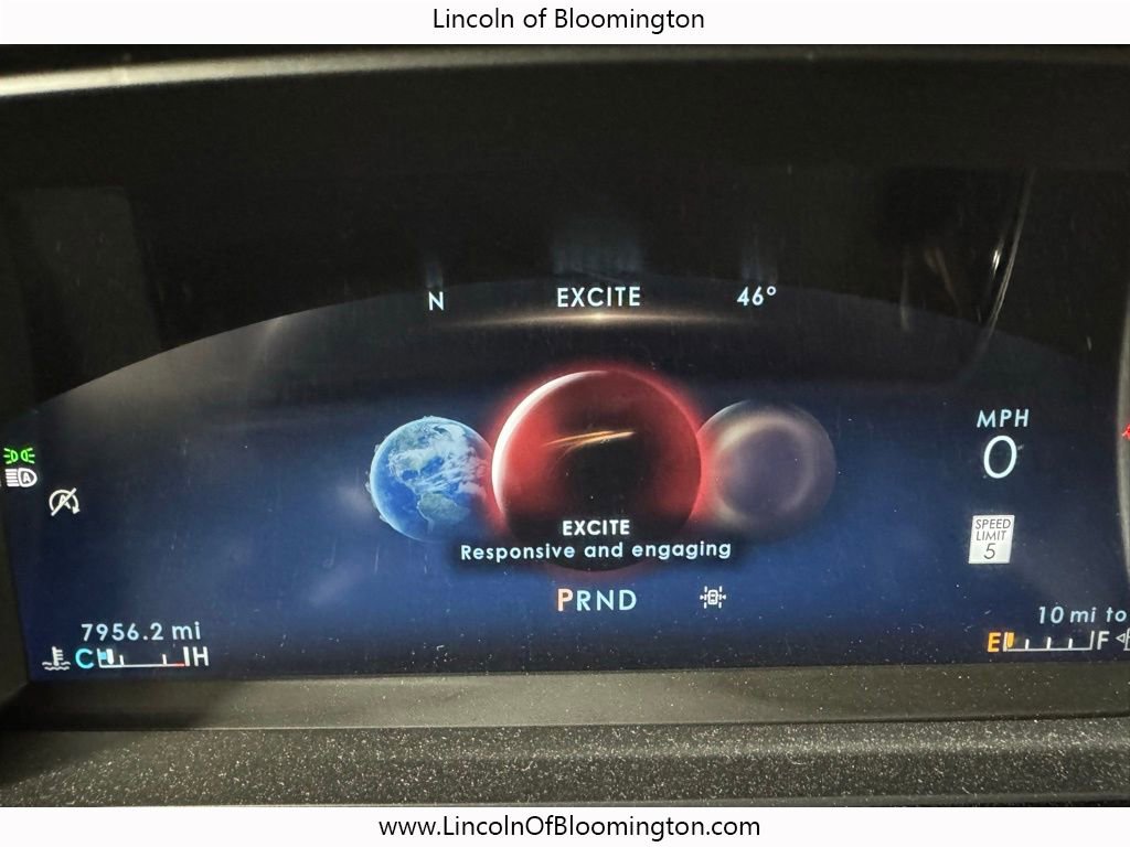 New 2024 Lincoln Corsair Reserve w/ Equipment Group 202A image 39