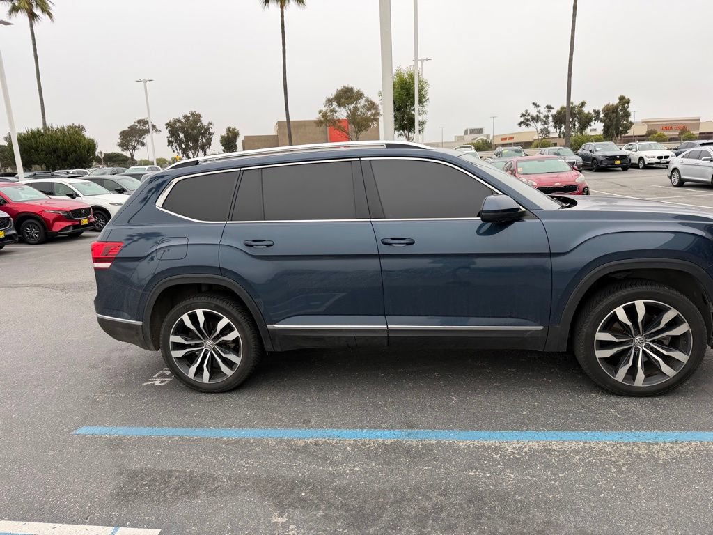 Used 2019 Volkswagen Atlas SEL Premium AWD/4WD image 3