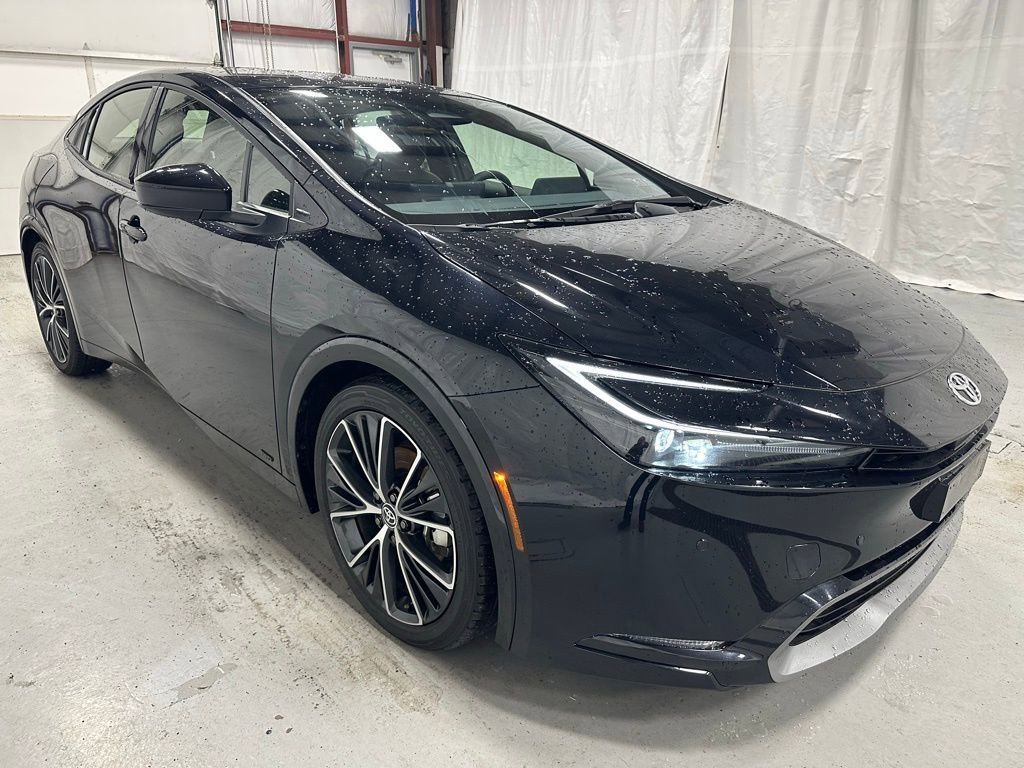 Used 2025 Toyota Prius XLE