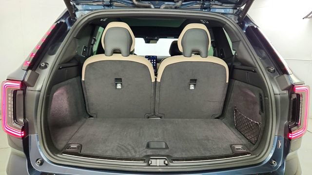 New 2026 Volvo EX90 Plus AWD/4WD image 39