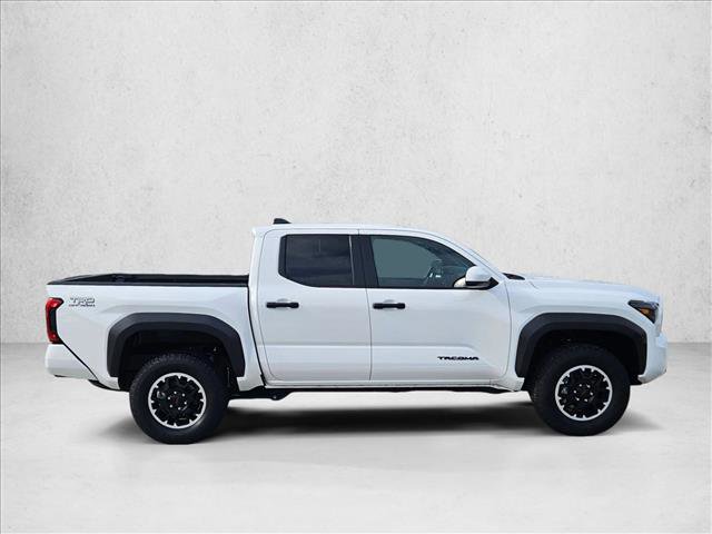 Used 2025 Toyota Tacoma TRD Off-Road image 4