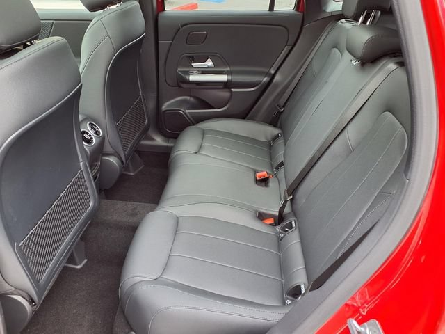 New 2026 Mercedes-Benz GLA 250 image 18