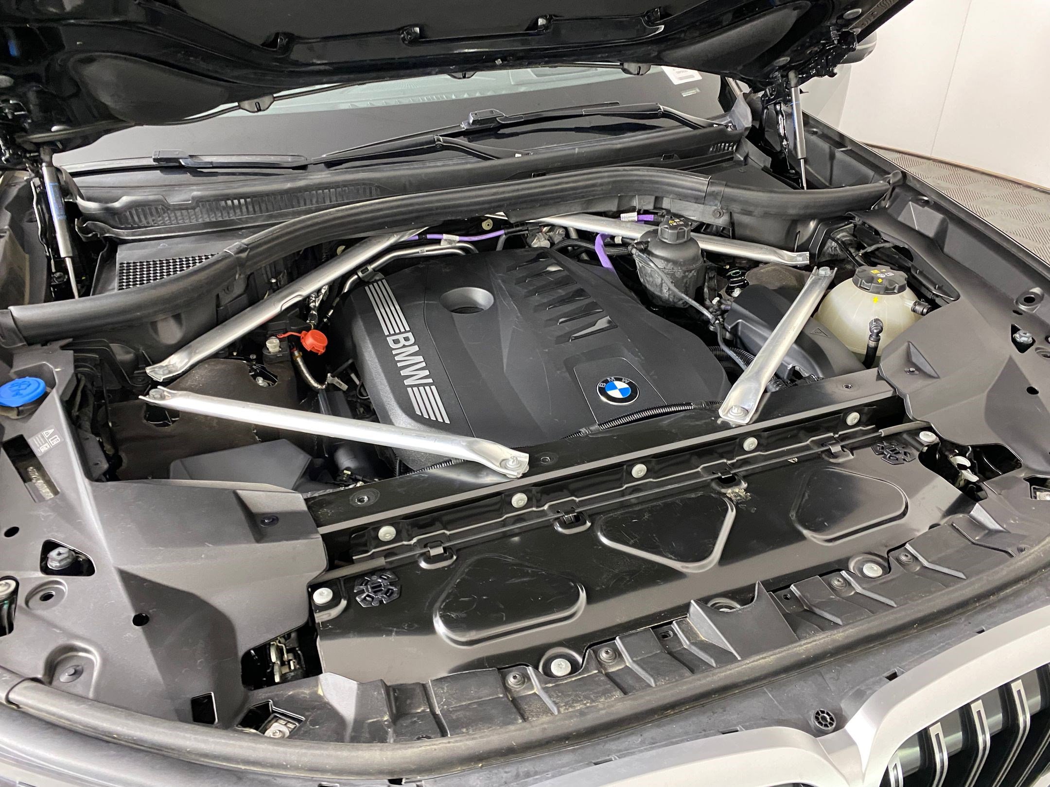 Certified 2025 BMW X7 xDrive40i image 32