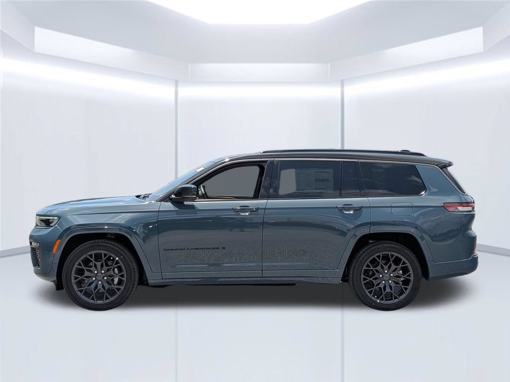 New 2026 Jeep Grand Cherokee L Summit w/ Obsidian Package AWD/4WD image 2