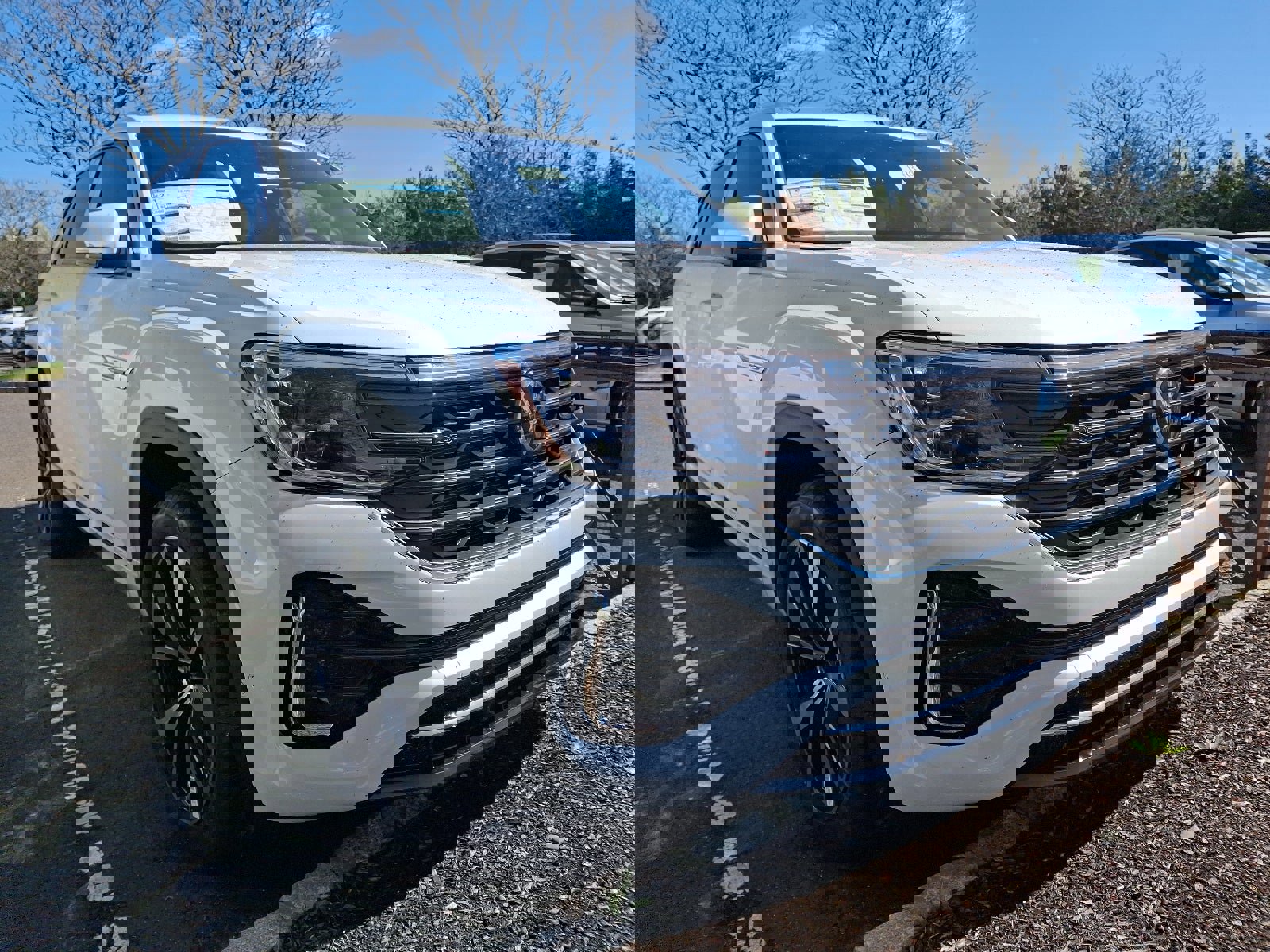 New 2025 Volkswagen Atlas Cross Sport SEL Premium R-Line video 1