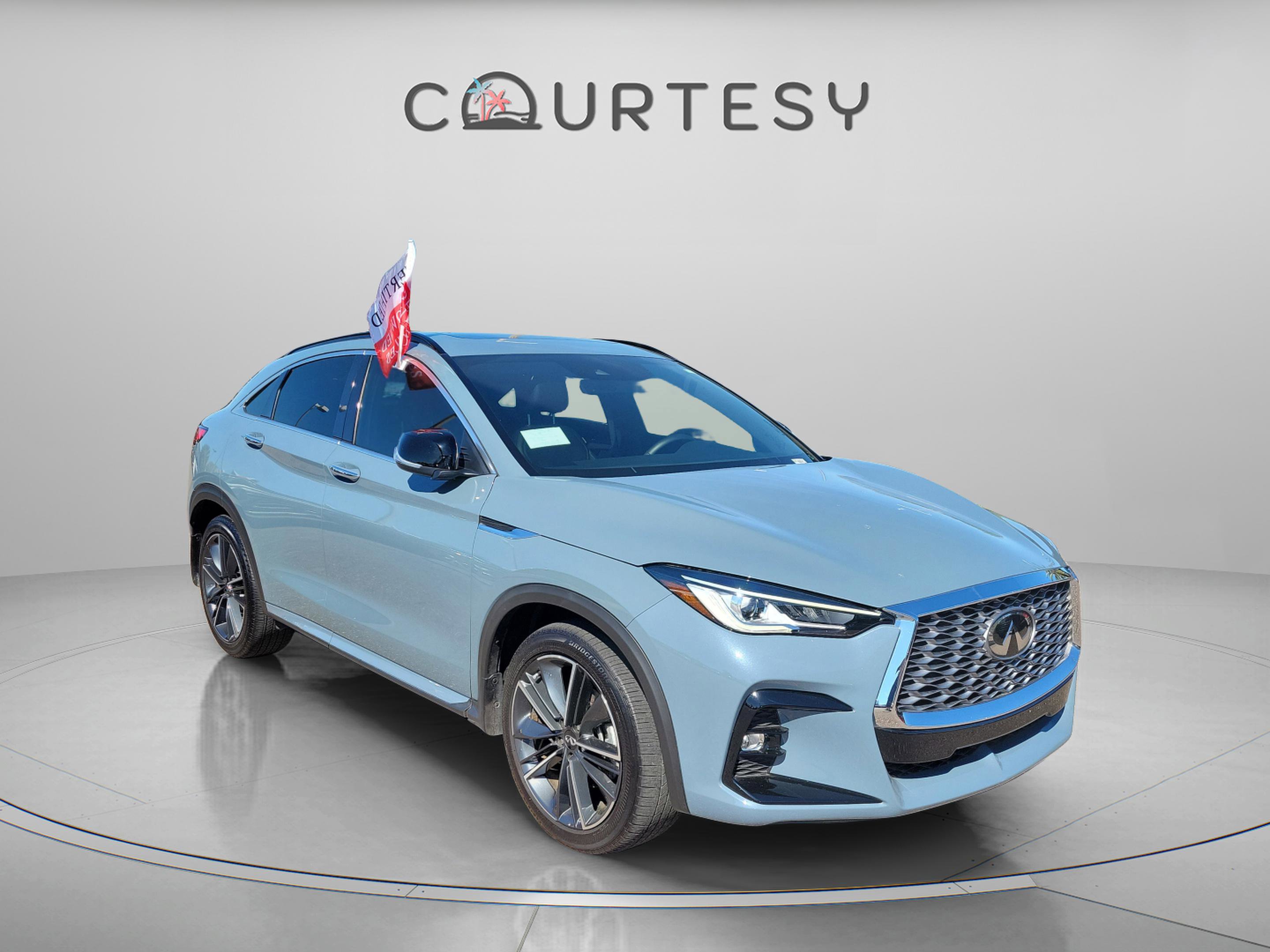 Certified 2025 INFINITI QX55 Luxe w/ Cargo Package image 4