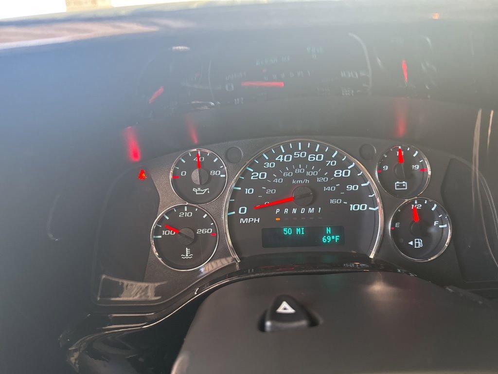 Used 2020 GMC Savana 2500 w/ Enhanced Convenience Package RWD image 10
