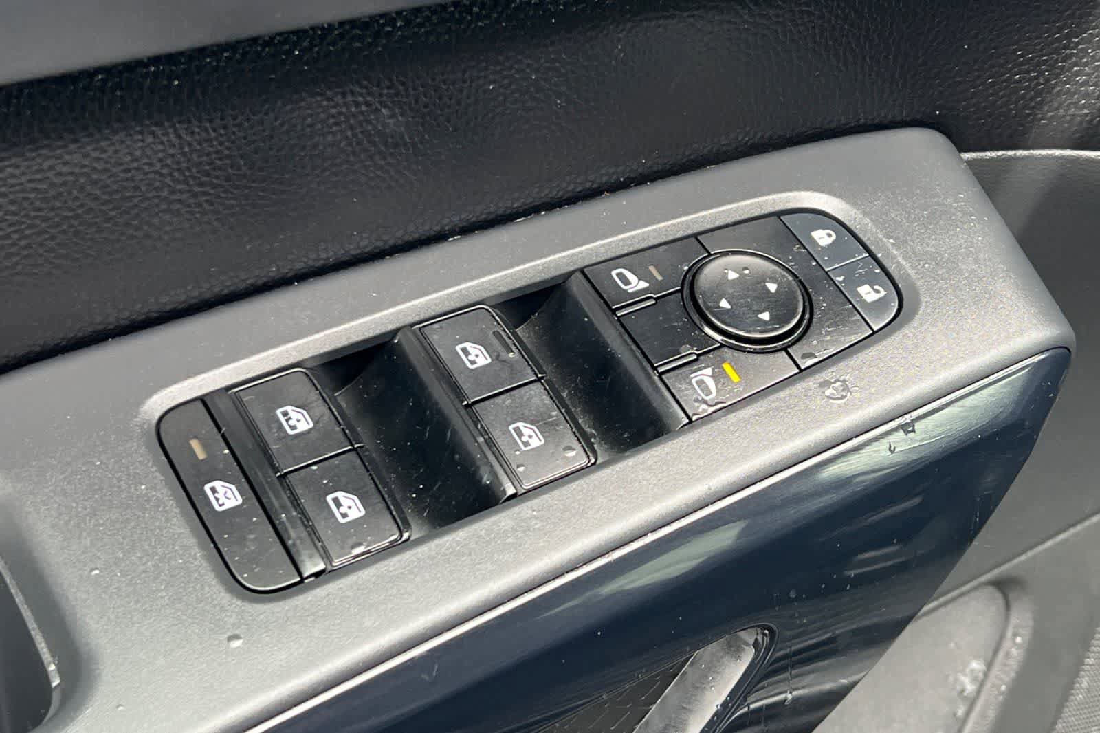 Certified 2025 Nissan Pathfinder S AWD/4WD image 14