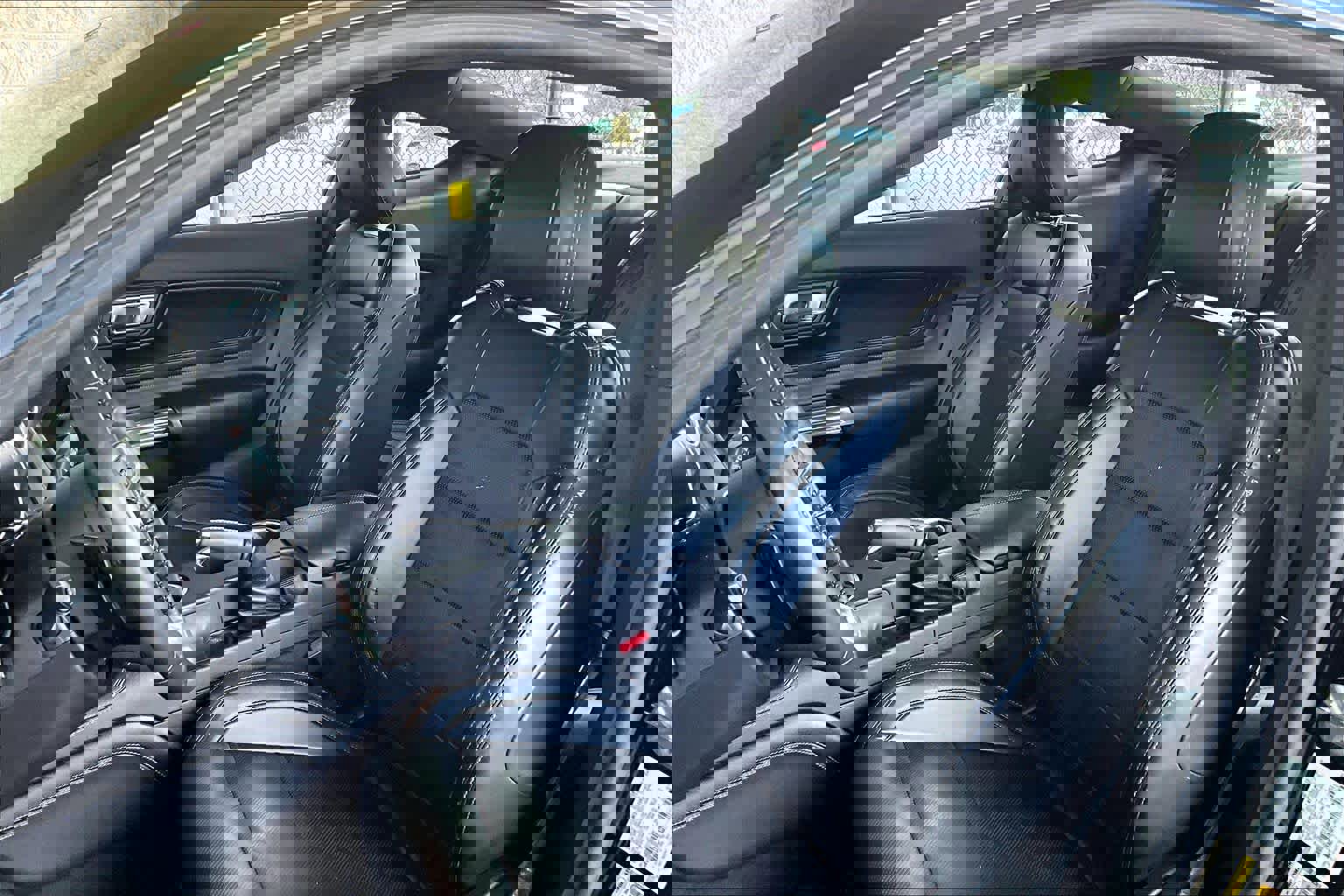 Used 2021 Ford Mustang GT Premium w/ Equipment Group 401A image 6