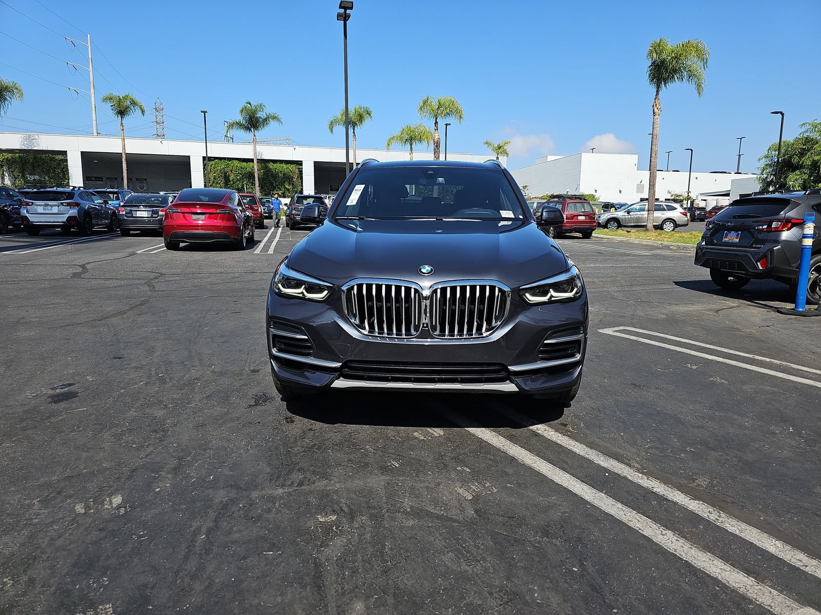Used 2022 BMW X5 sDrive40i w/ Parking Assistance Package RWD image 2