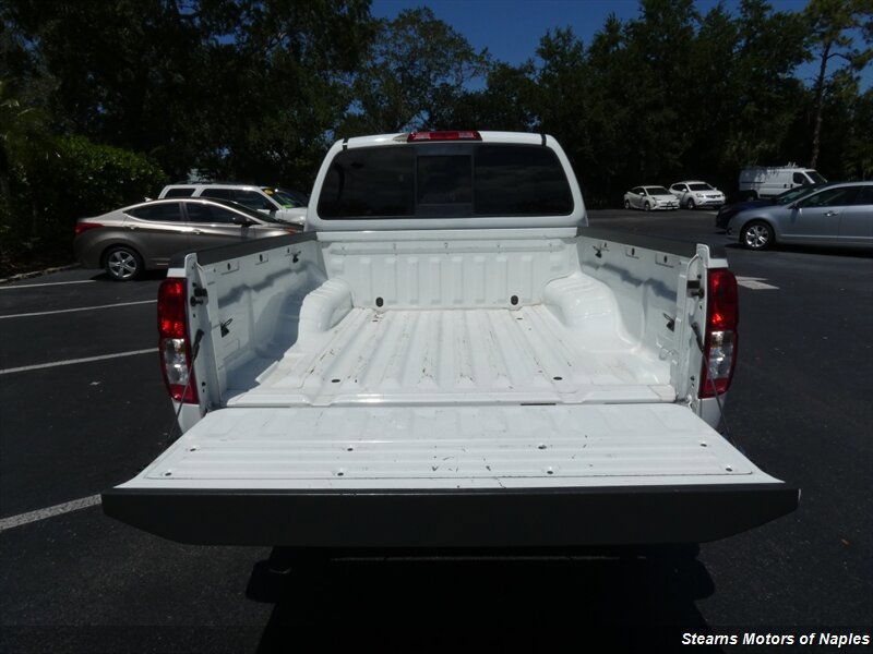 Used 2016 Nissan Frontier SV AWD/4WD image 14