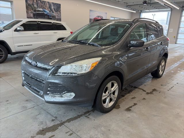 Used 2016 Ford Escape SE w/ Equipment Group 201A image 1