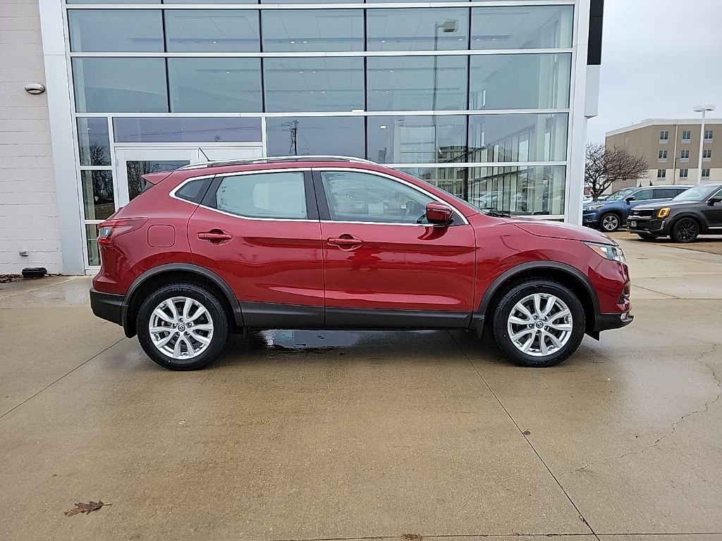 Used 2022 Nissan Rogue Sport SV image 4