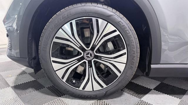 New 2026 Mercedes-Benz EQE 320 4MATIC SUV image 8