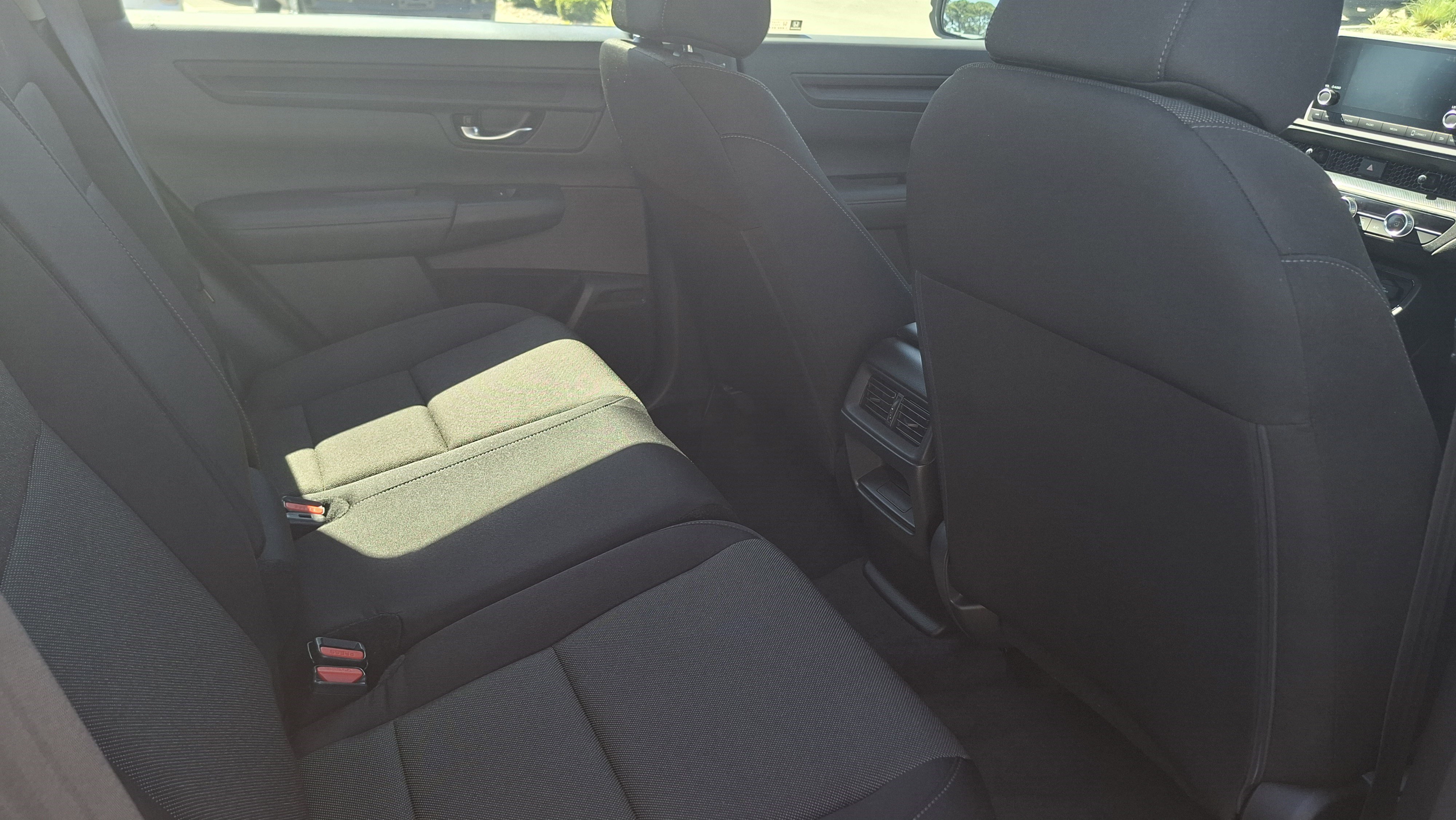 Used 2024 Honda CR-V LX image 21