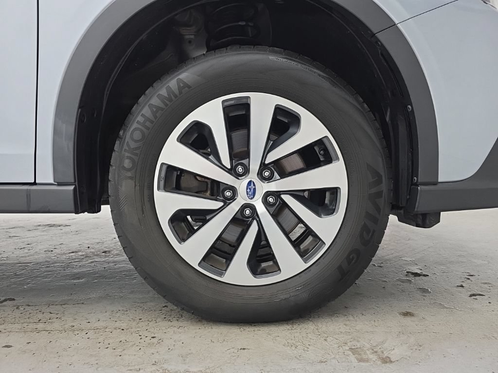 Used 2022 Subaru Outback Premium AWD/4WD image 13