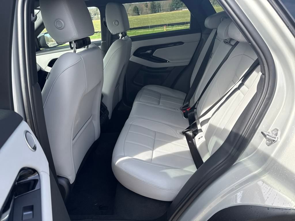 Used 2026 Land Rover Range Rover Evoque S image 18