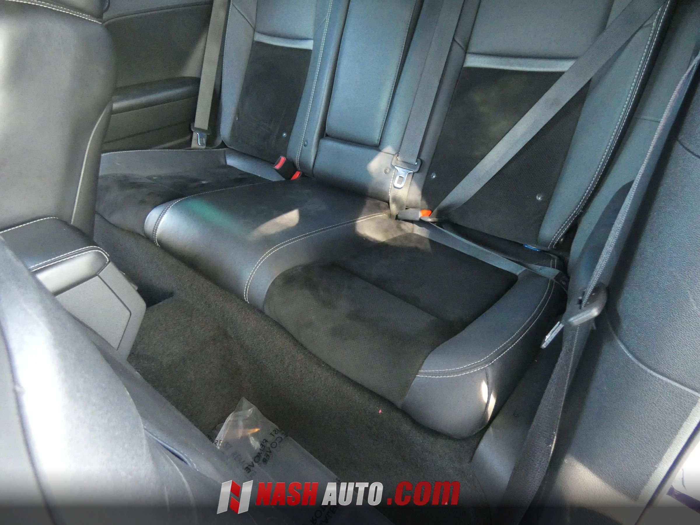 Used 2014 Dodge Challenger R/T RWD image 40