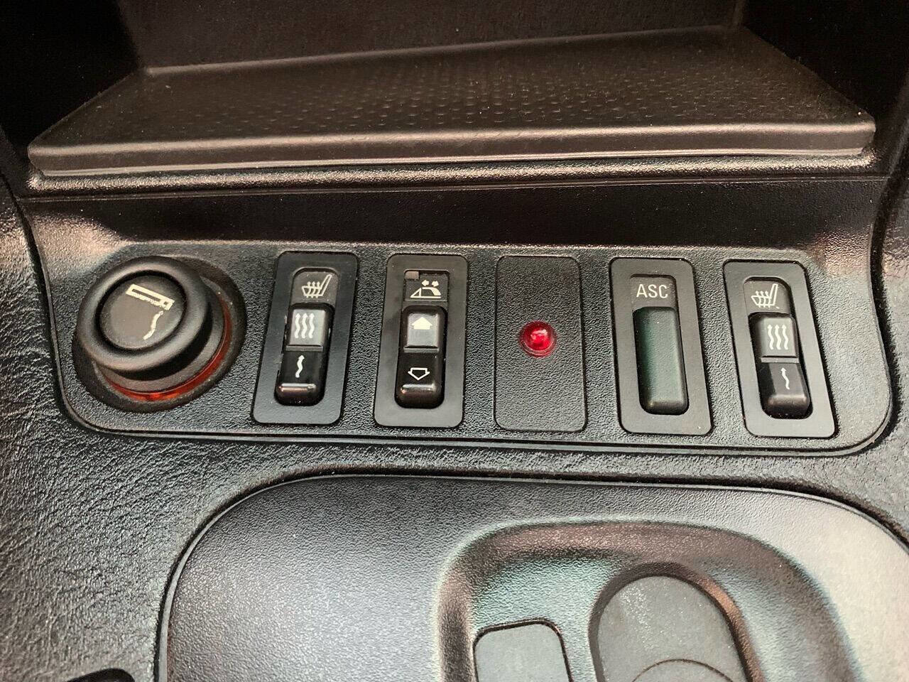 Used 1999 BMW M3 Convertible image 29