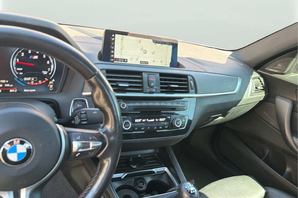 Used 2018 BMW M2 RWD image 15