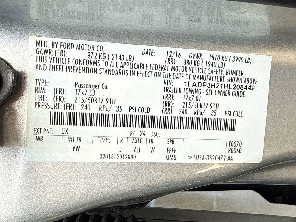 Used 2017 Ford Focus SEL image 33