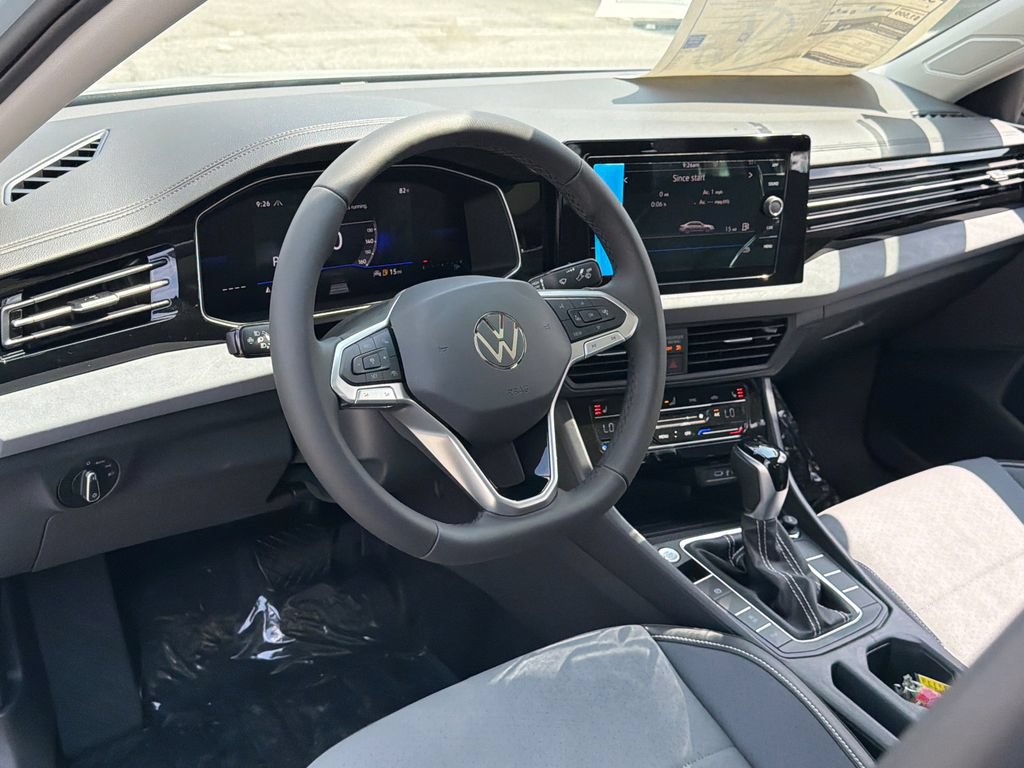 New 2026 Volkswagen Jetta SE FWD image 25