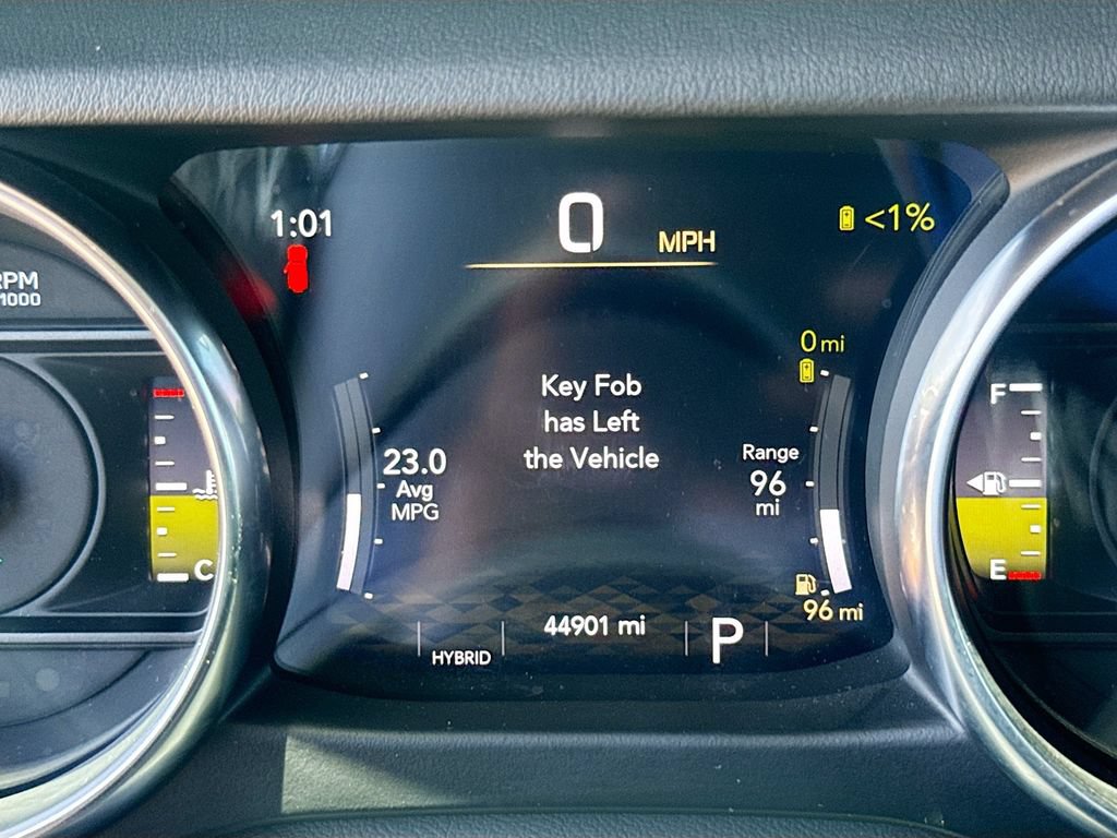 Used 2022 Jeep Wrangler Unlimited Sahara w/ Safety Group AWD/4WD image 13