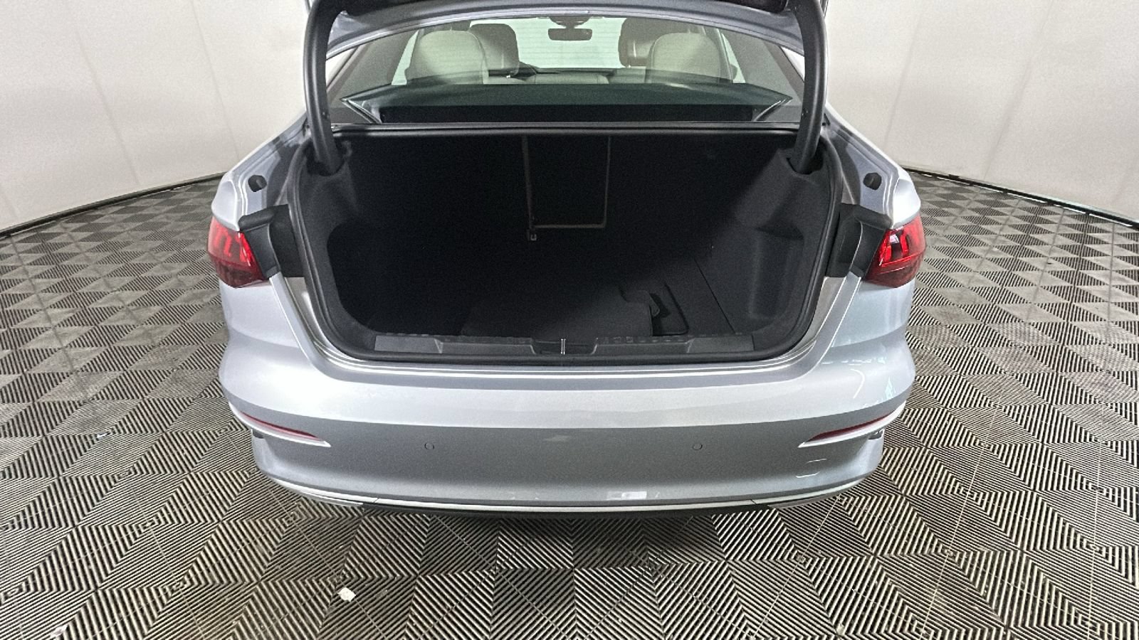 Used 2024 Audi A3 2.0T Premium FWD image 31