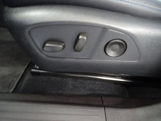 Used 2025 Chevrolet Equinox EV LT image 3