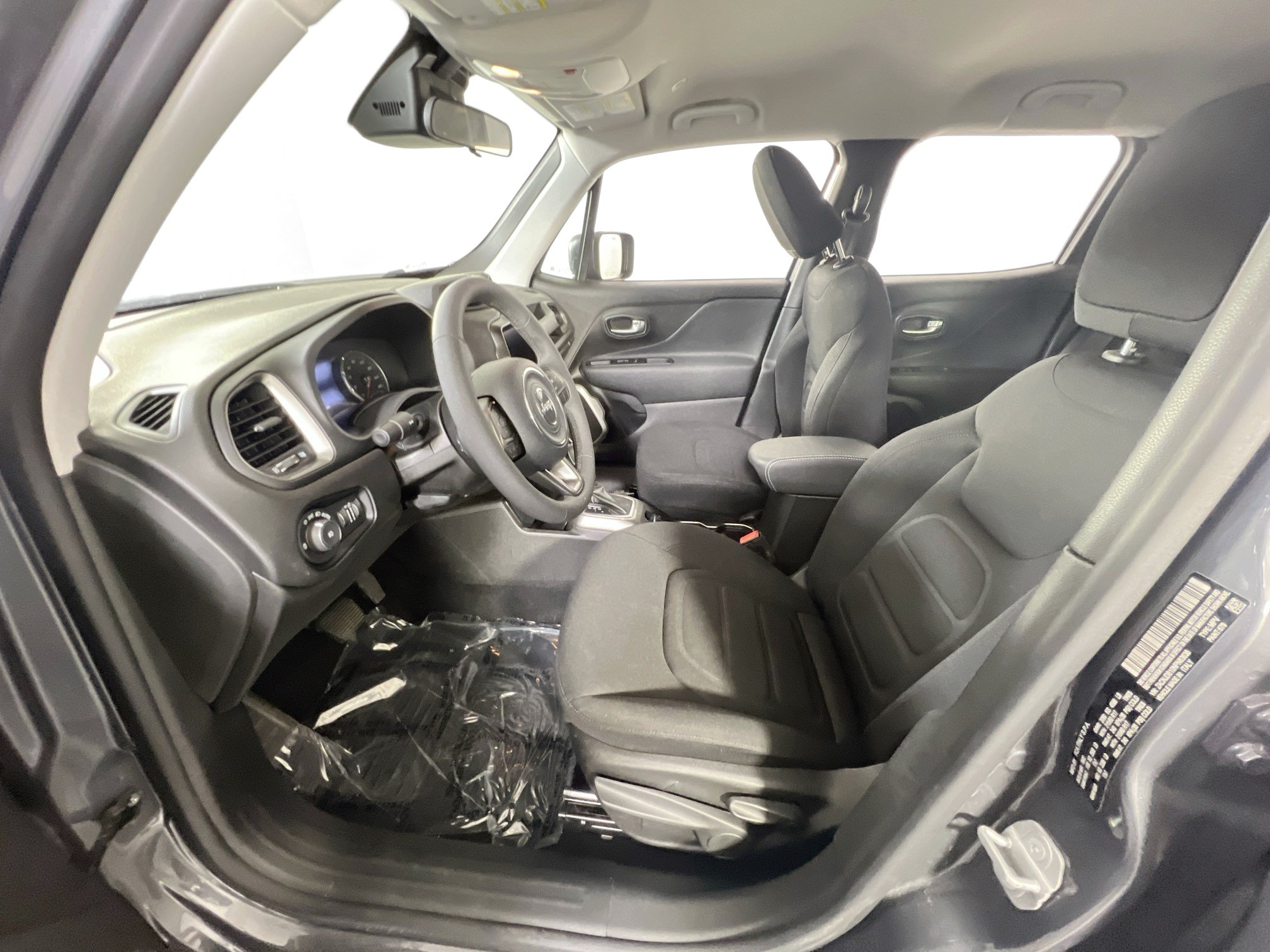 Used 2022 Jeep Renegade Latitude AWD/4WD image 20