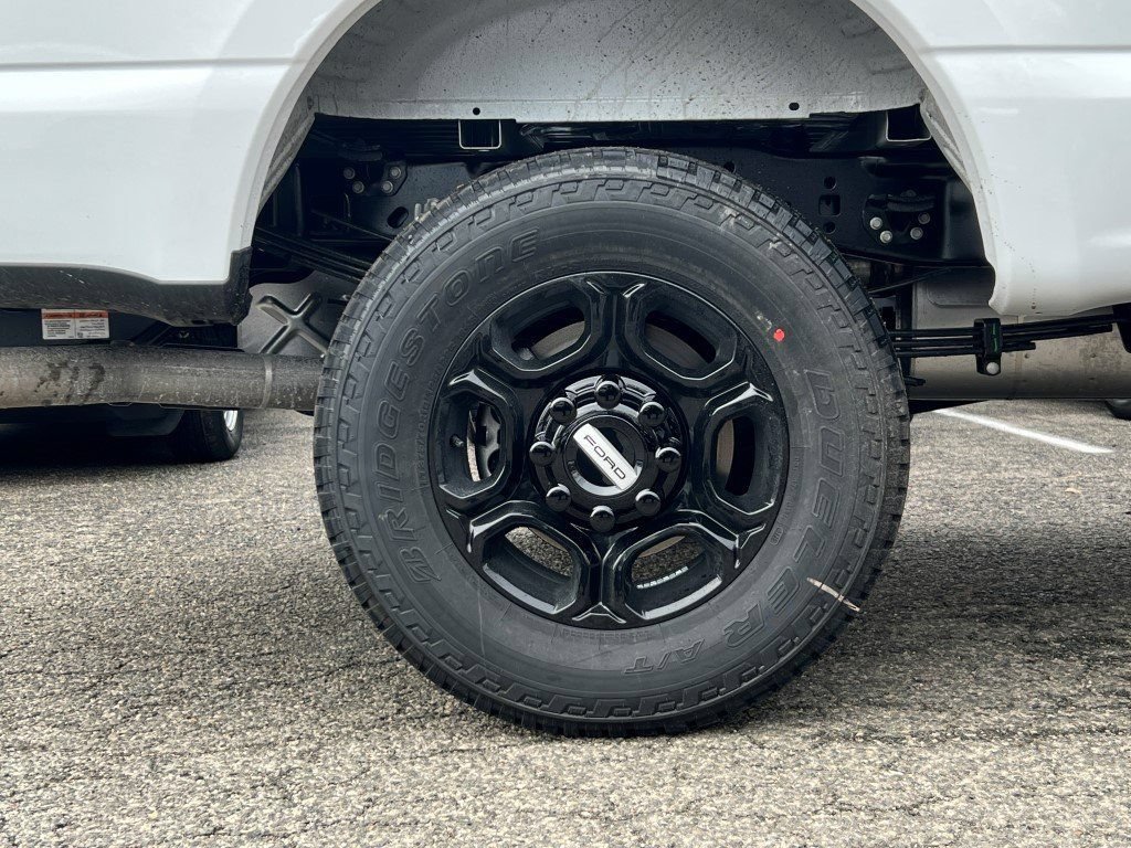 New 2026 Ford F350 XL w/ STX Appearance Package AWD/4WD image 8