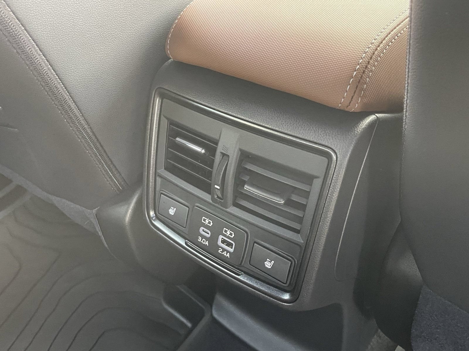 Used 2025 Subaru Forester Touring w/ Popular Package - Touring AWD/4WD image 18