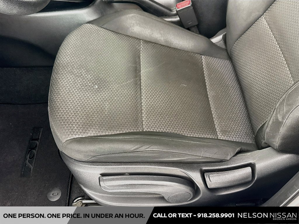 Used 2020 Kia Soul LX FWD image 18