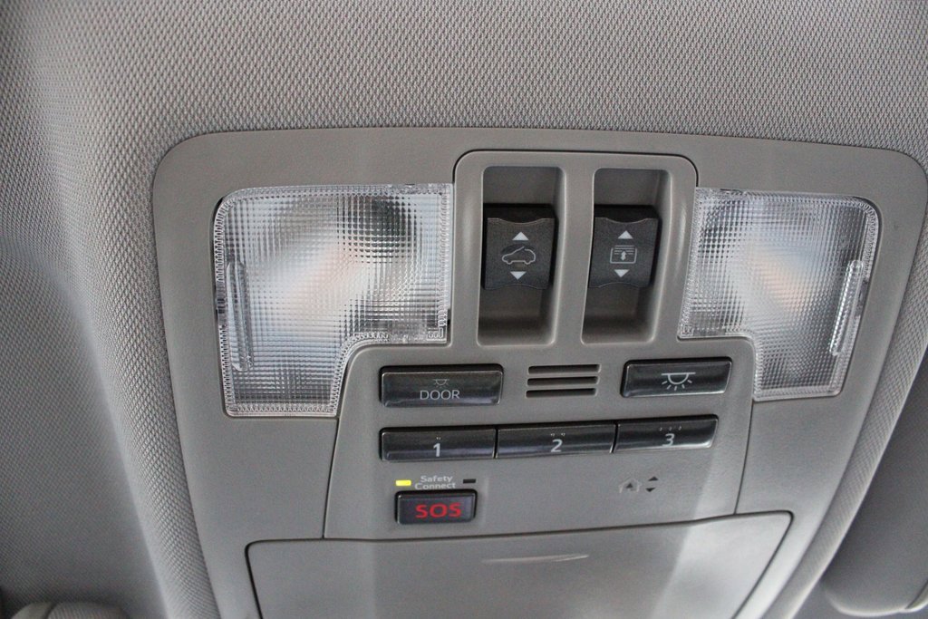 Certified 2018 Toyota Highlander Limited Platinum image 34