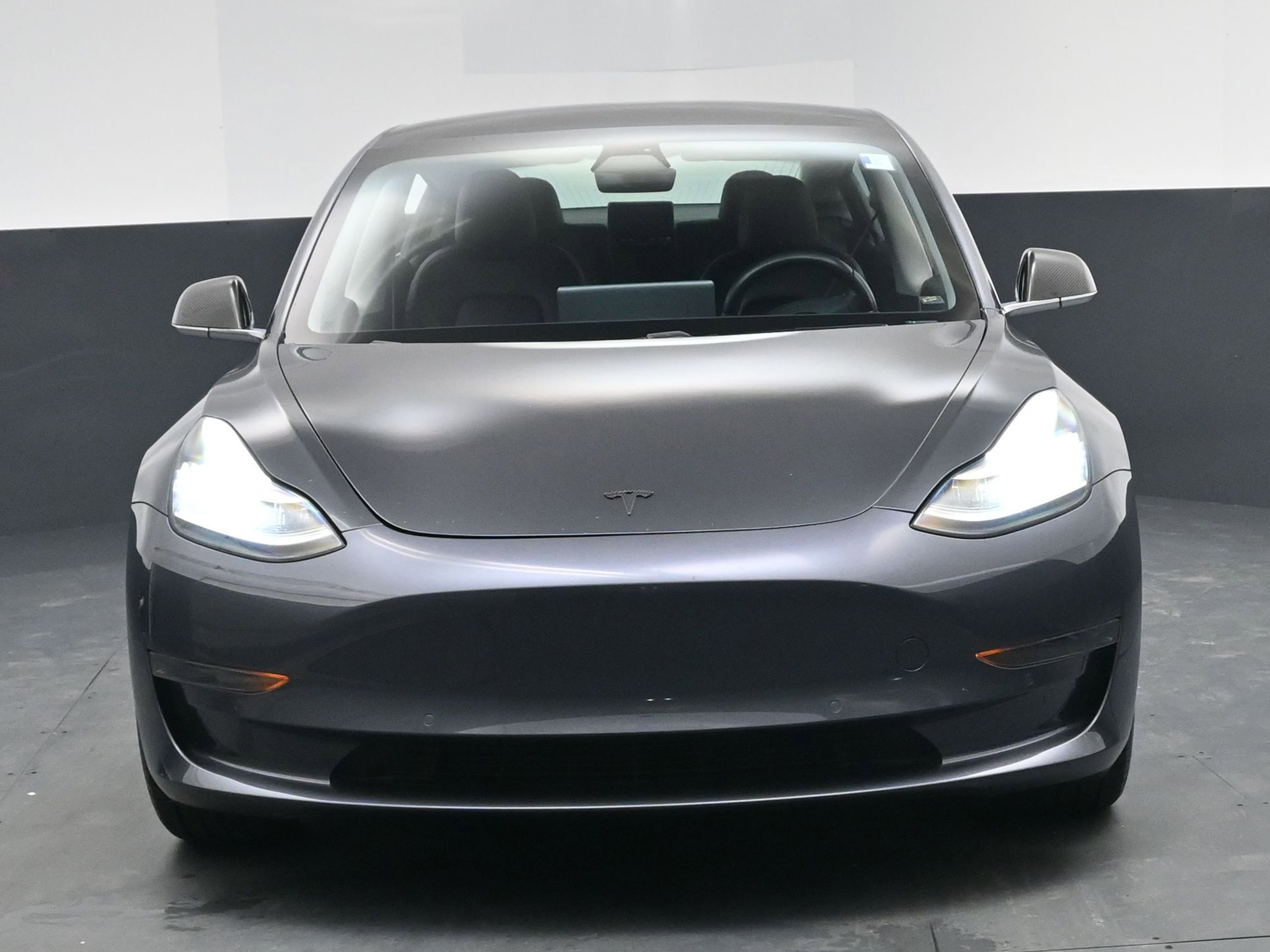 Used 2020 Tesla Model 3 Standard Range image 12