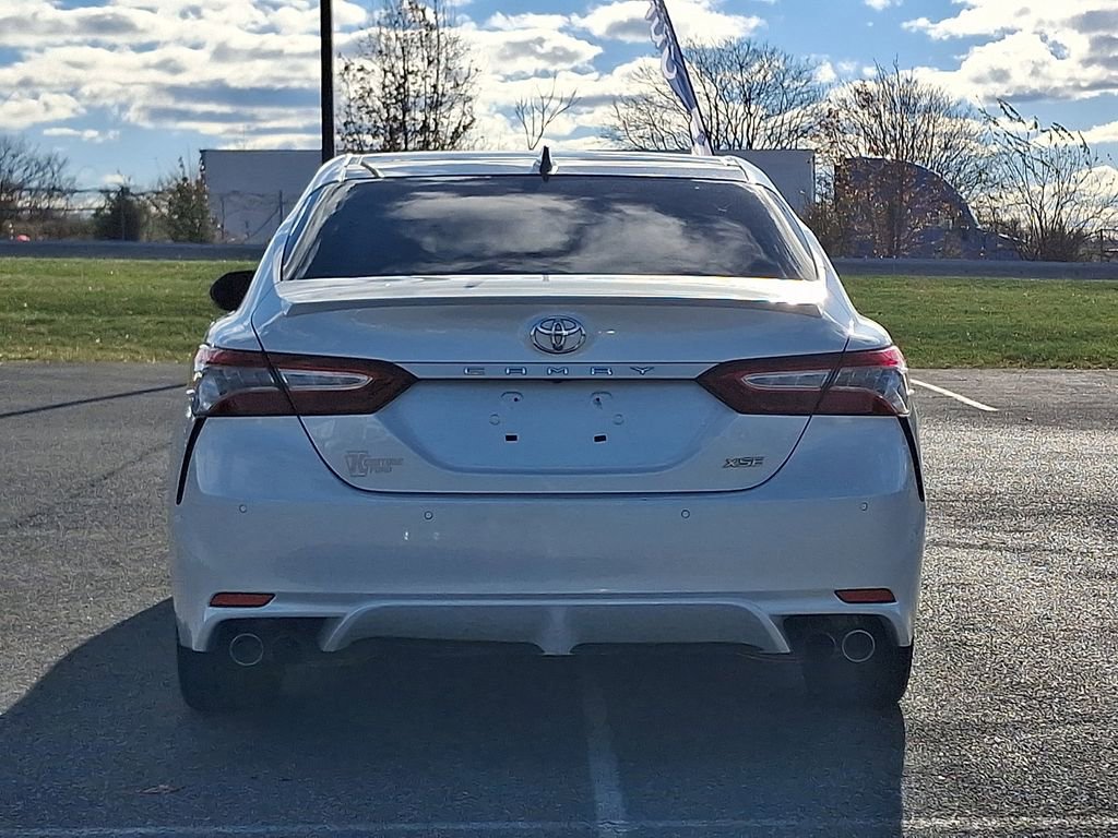 Used 2019 Toyota Camry XSE image 5