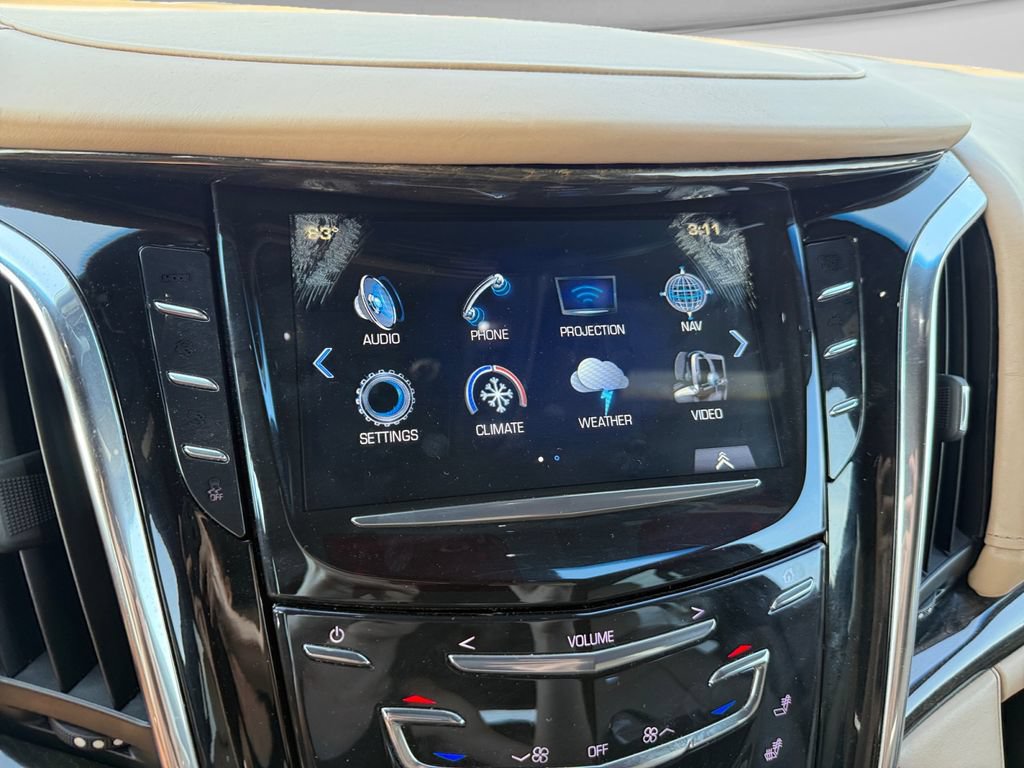Used 2018 Cadillac Escalade ESV Platinum AWD/4WD image 24