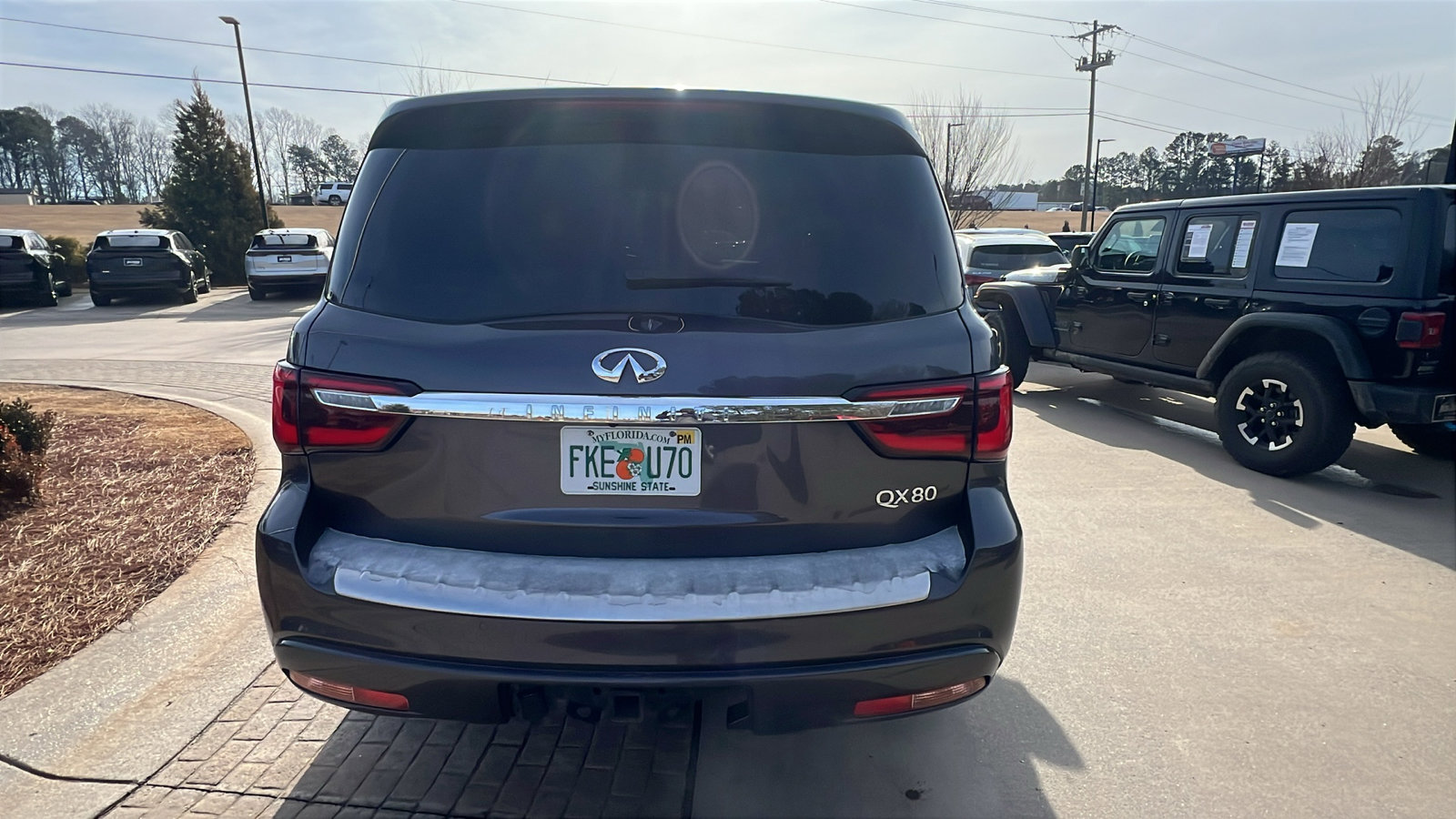 Used 2024 INFINITI QX80 Luxe image 9