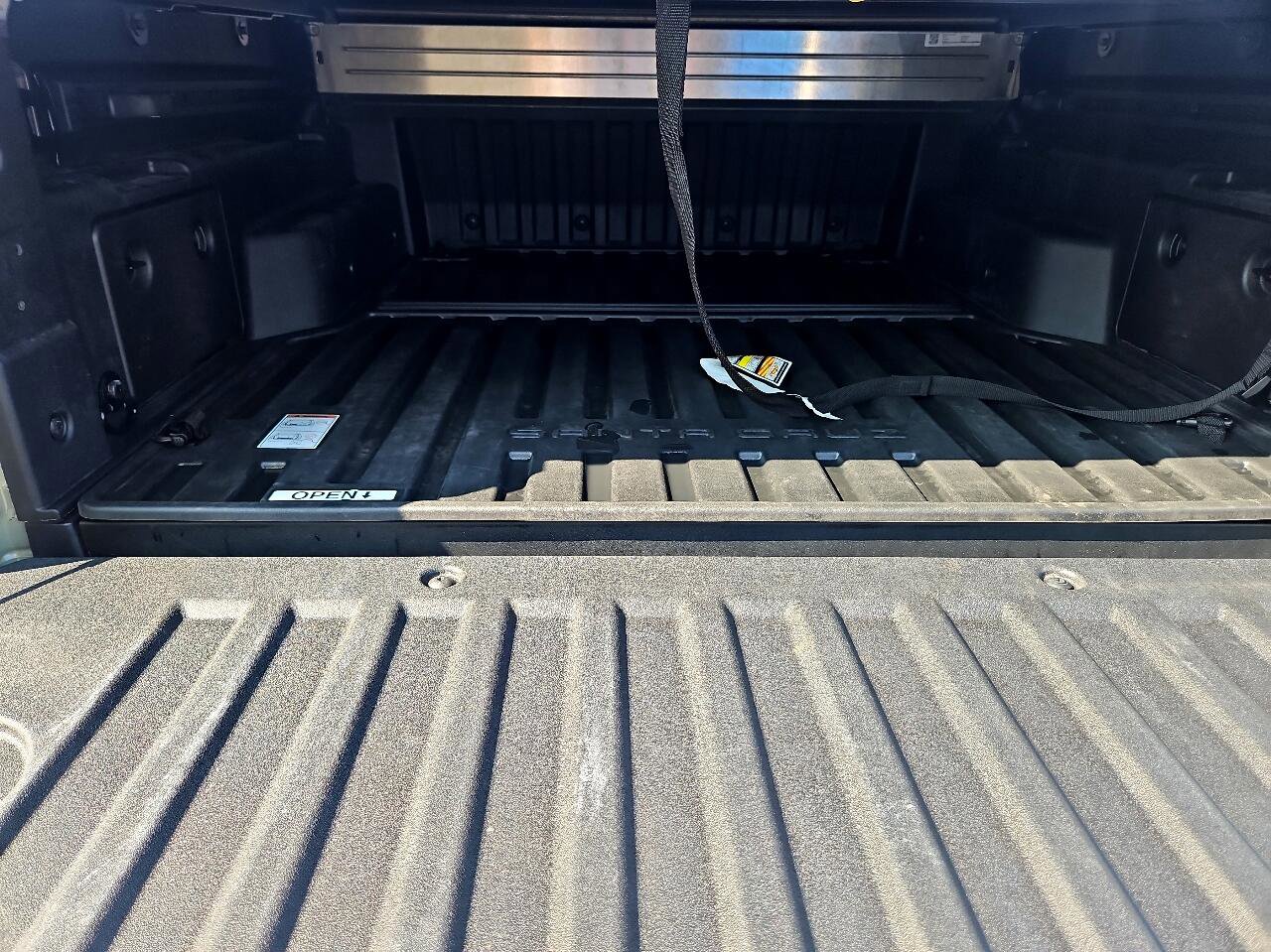 Used 2022 Hyundai Santa Cruz Limited image 6