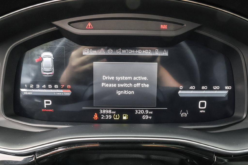 Used 2025 Audi SQ8 Premium Plus w/ S Sport Package AWD/4WD image 23