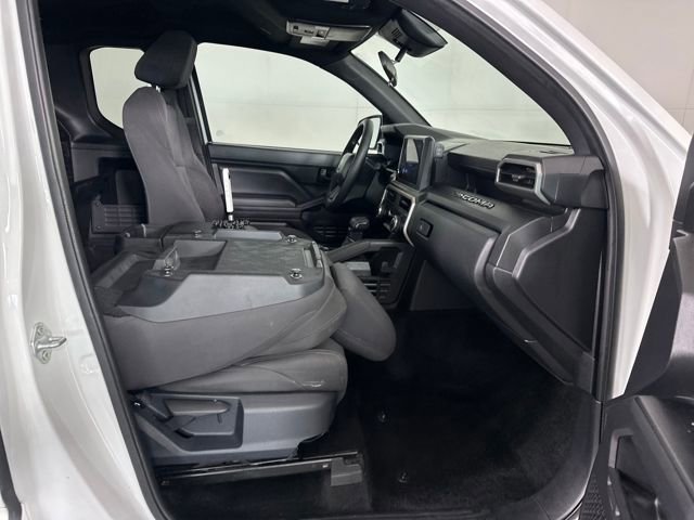 Used 2024 Toyota Tacoma SR image 26