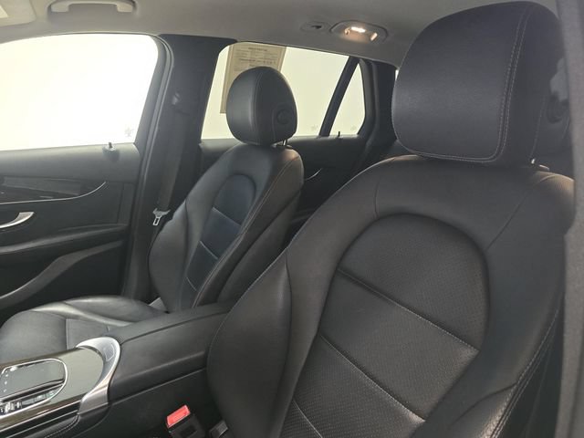 Used 2020 Mercedes-Benz GLC 300 image 18