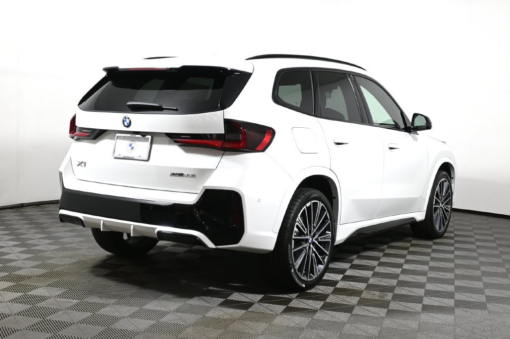 New 2027 BMW X1 xDrive28i AWD/4WD image 7