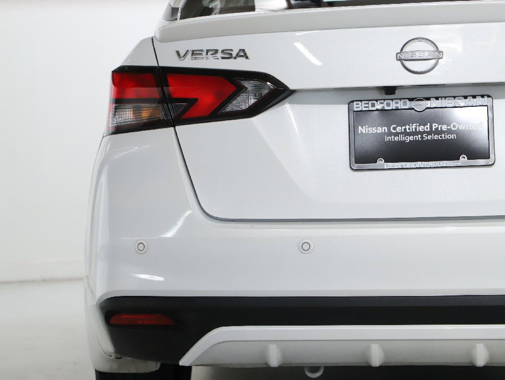 Used 2025 Nissan Versa SR w/ Trunk Package FWD image 42