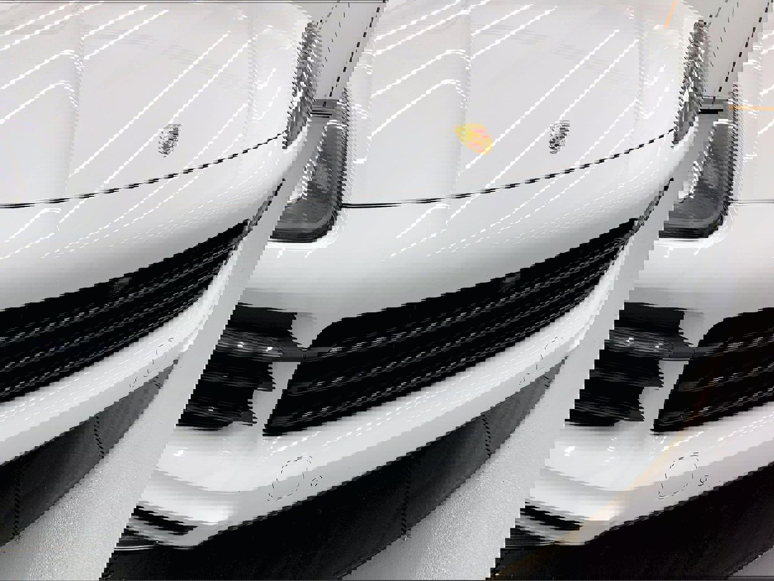 Used 2022 Porsche Cayenne E-Hybrid image 30