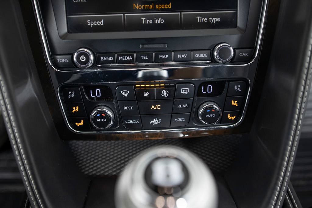 Used 2014 Bentley Flying Spur W12 AWD/4WD image 47