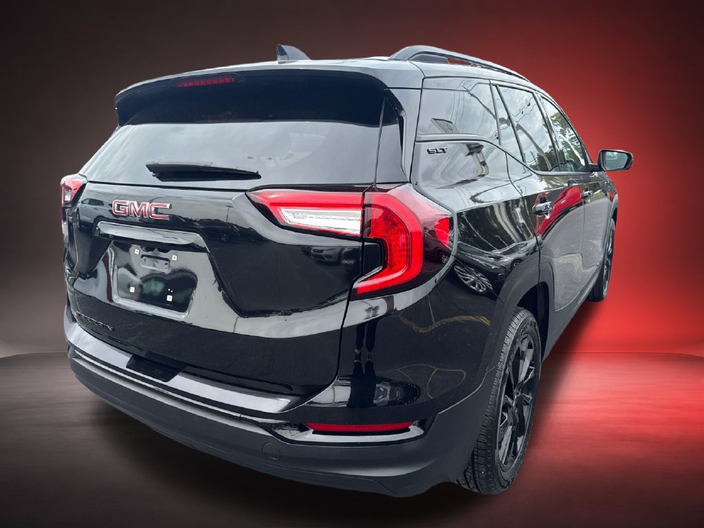 Certified 2023 GMC Terrain SLT w/ Elevation Edition FWD image 4